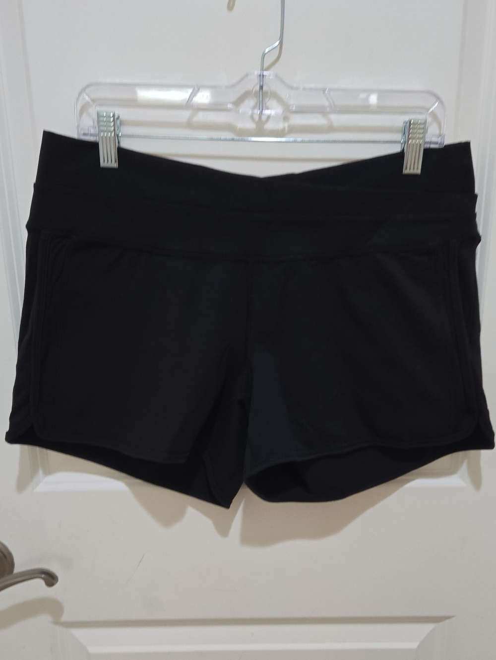 lululemon athletica Black Women's Tech Athletic Shorts
